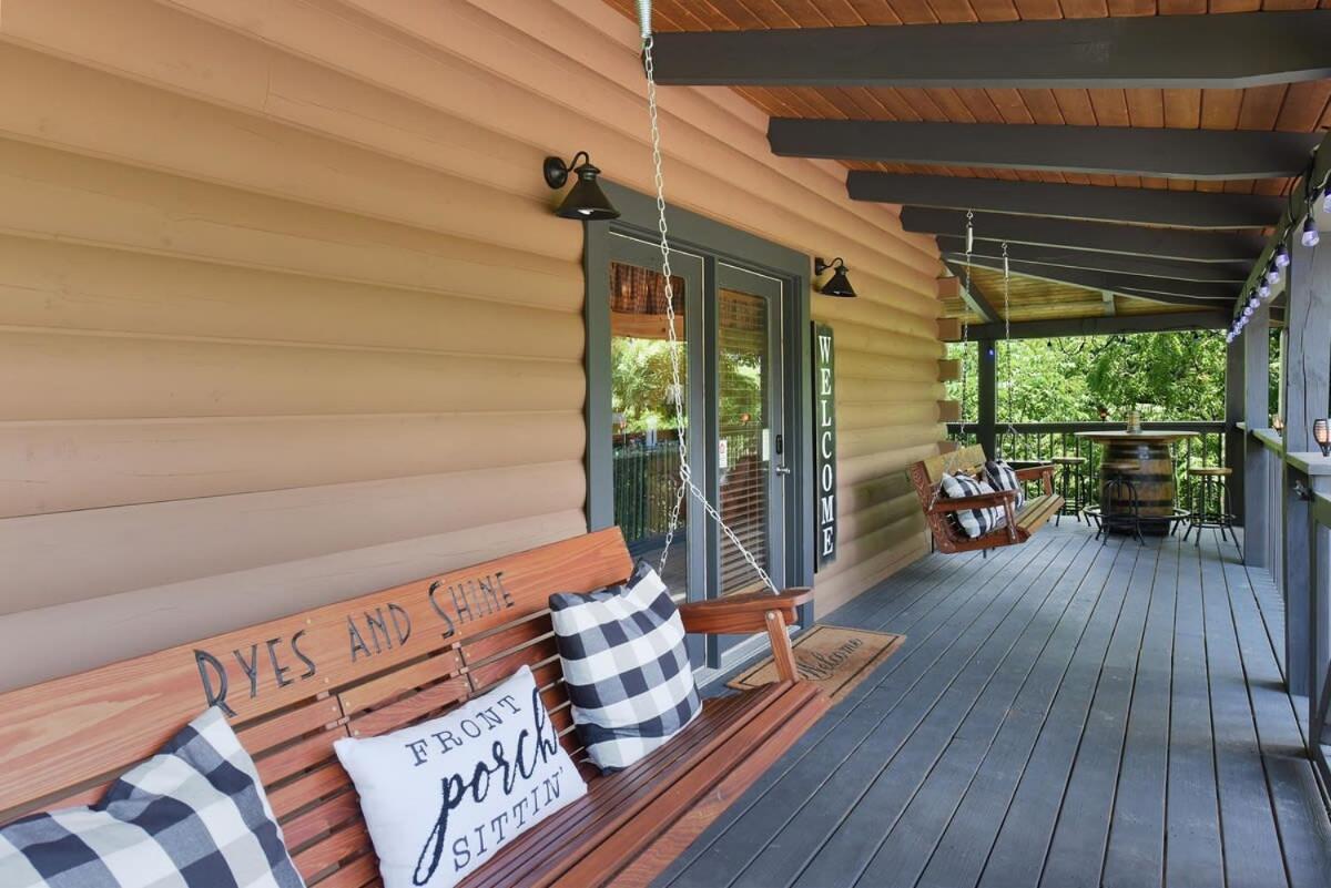 Ryes And Shine Bootlegger'S Cabin! Hot Tub* Pool* Arcade* Billiards *Ev * Pet Friendly เซอเวียร์วีล ภายนอก รูปภาพ
