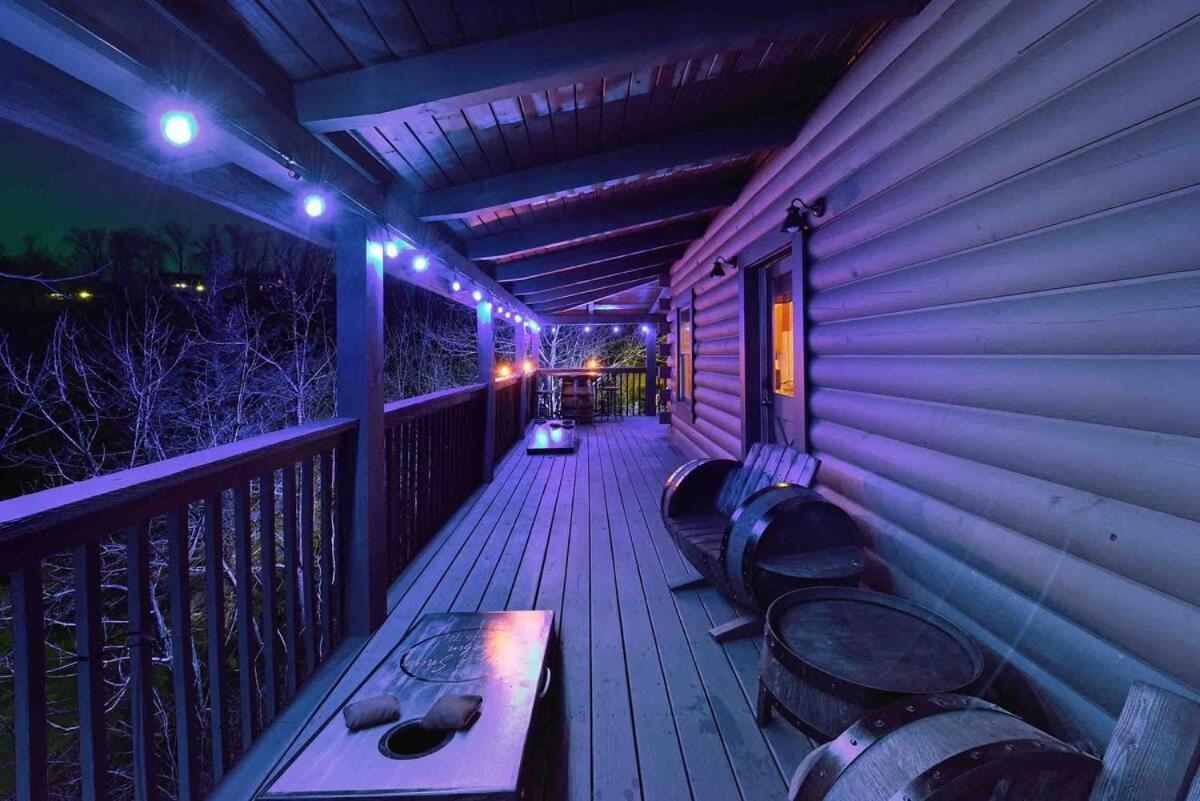 Ryes And Shine Bootlegger'S Cabin! Hot Tub* Pool* Arcade* Billiards *Ev * Pet Friendly เซอเวียร์วีล ภายนอก รูปภาพ