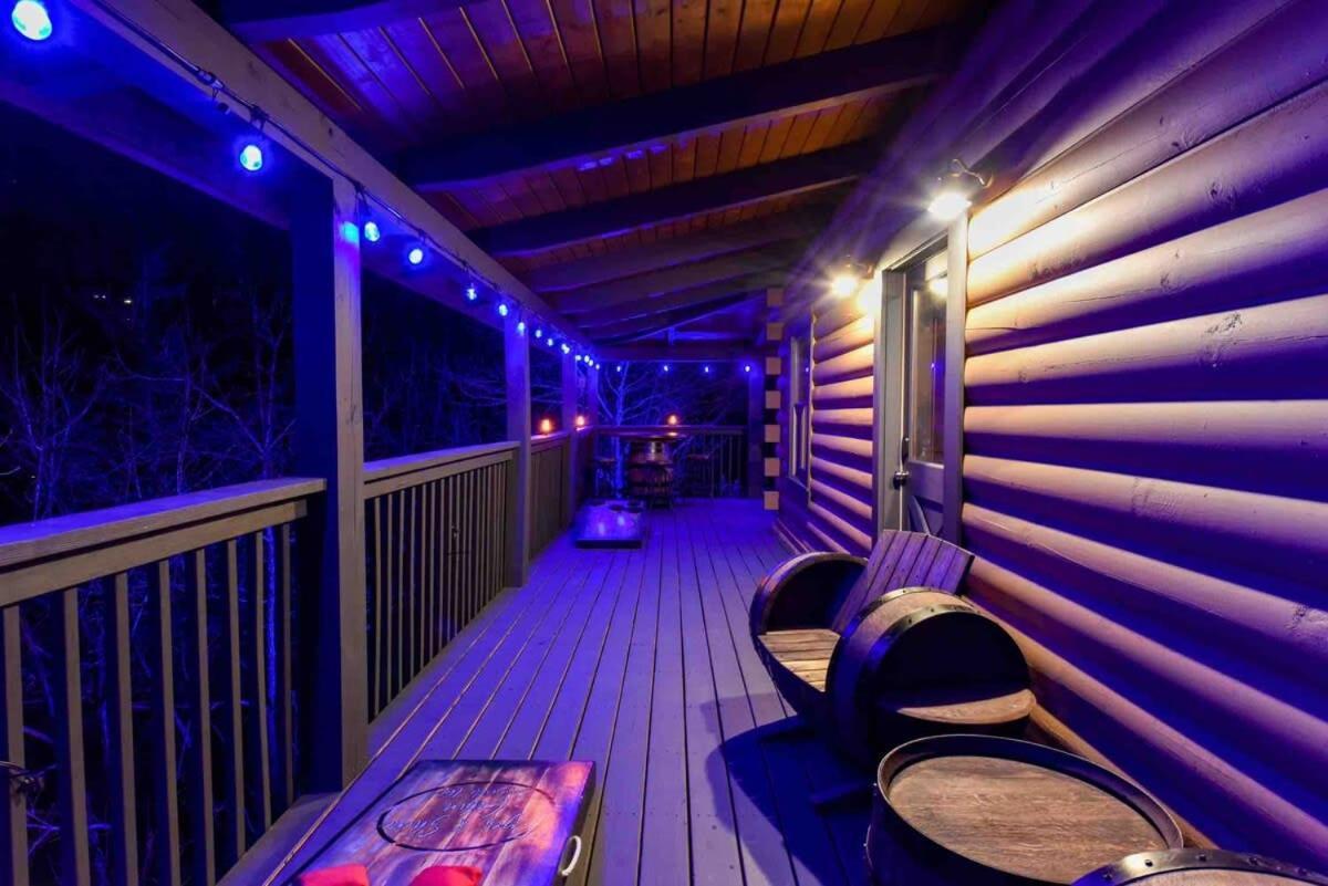 Ryes And Shine Bootlegger'S Cabin! Hot Tub* Pool* Arcade* Billiards *Ev * Pet Friendly เซอเวียร์วีล ภายนอก รูปภาพ